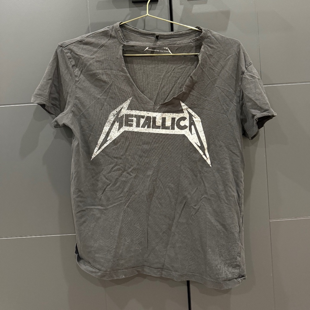 Graphic T shirt
